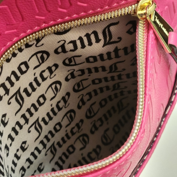 🆕️⬇️🎉HOST PICK 🎉 Juicy Couture Deboss Sorbet Cool Collar Full Size Backpack - Picture 12 of 16